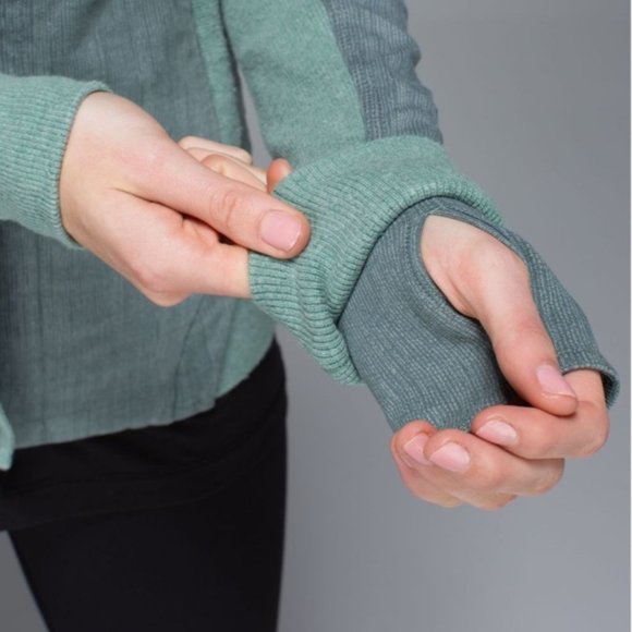 Lululemon to Class Jacket - Picture 5 of 11